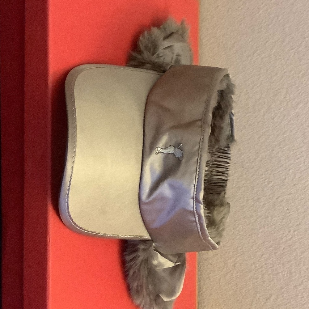Stylish Gray Women's Hat with Faux Fur Trim